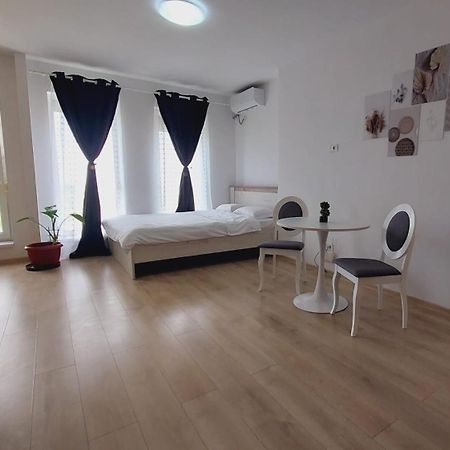 Garsoniera Studio Констанца Екстериор снимка